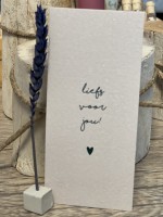 verpakt in een klein craft doosje met venstertje Liefs voor jou